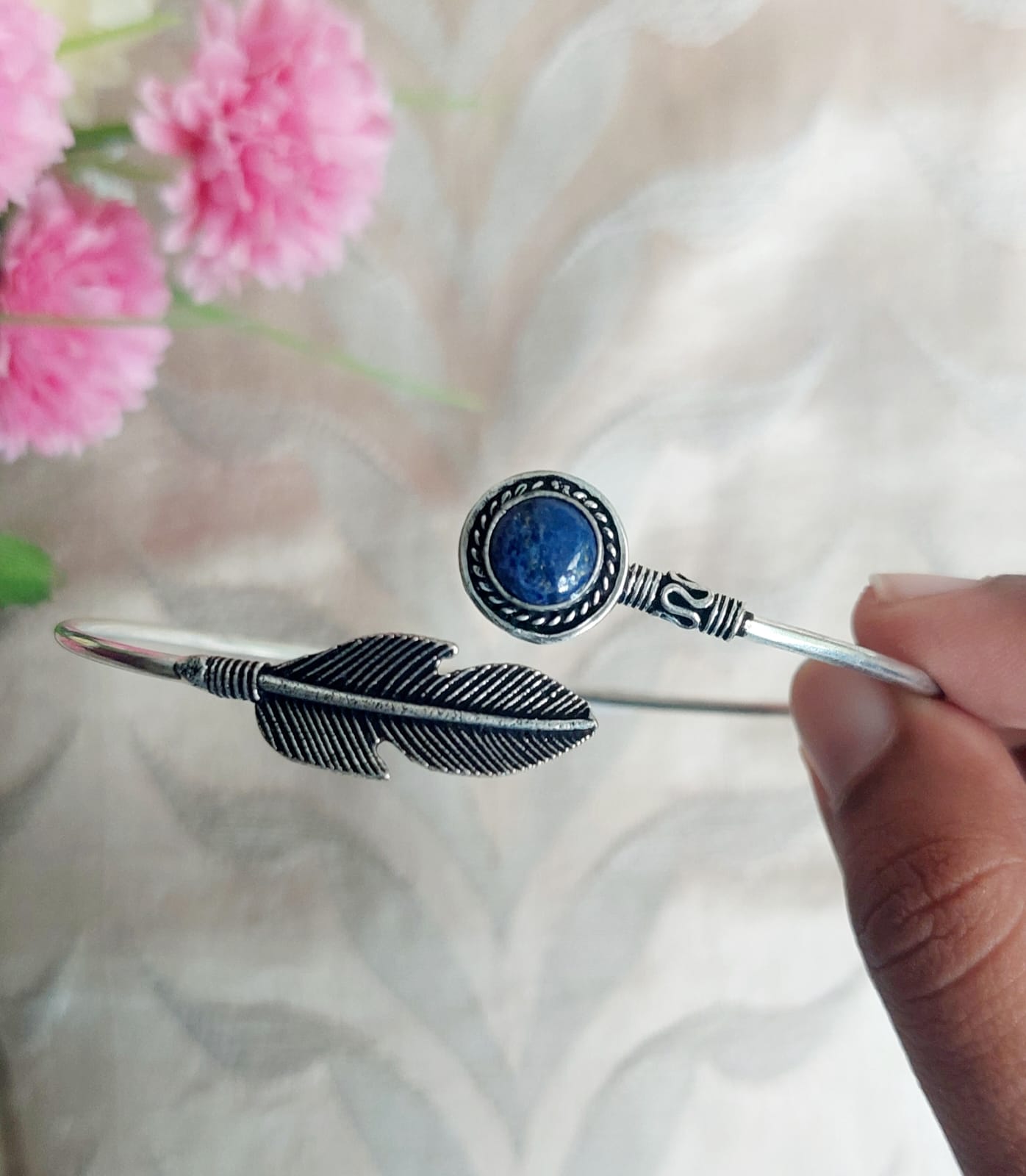 LAPIS ARM BAND