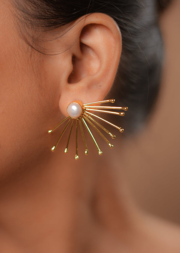 Sunrays Pearl Ear-rings