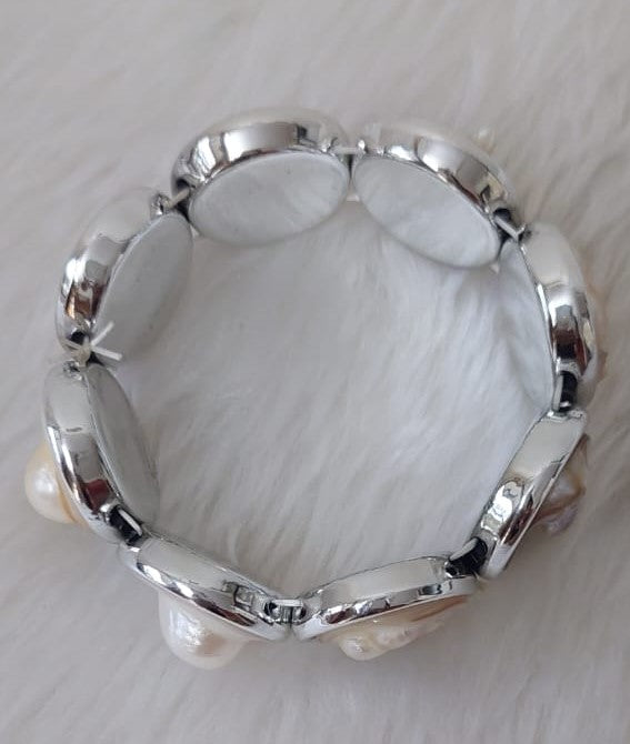 MOTHER OF PEARL BRACELET