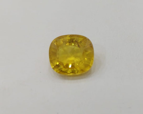 NATURAL YELLOW SAPPHIRES