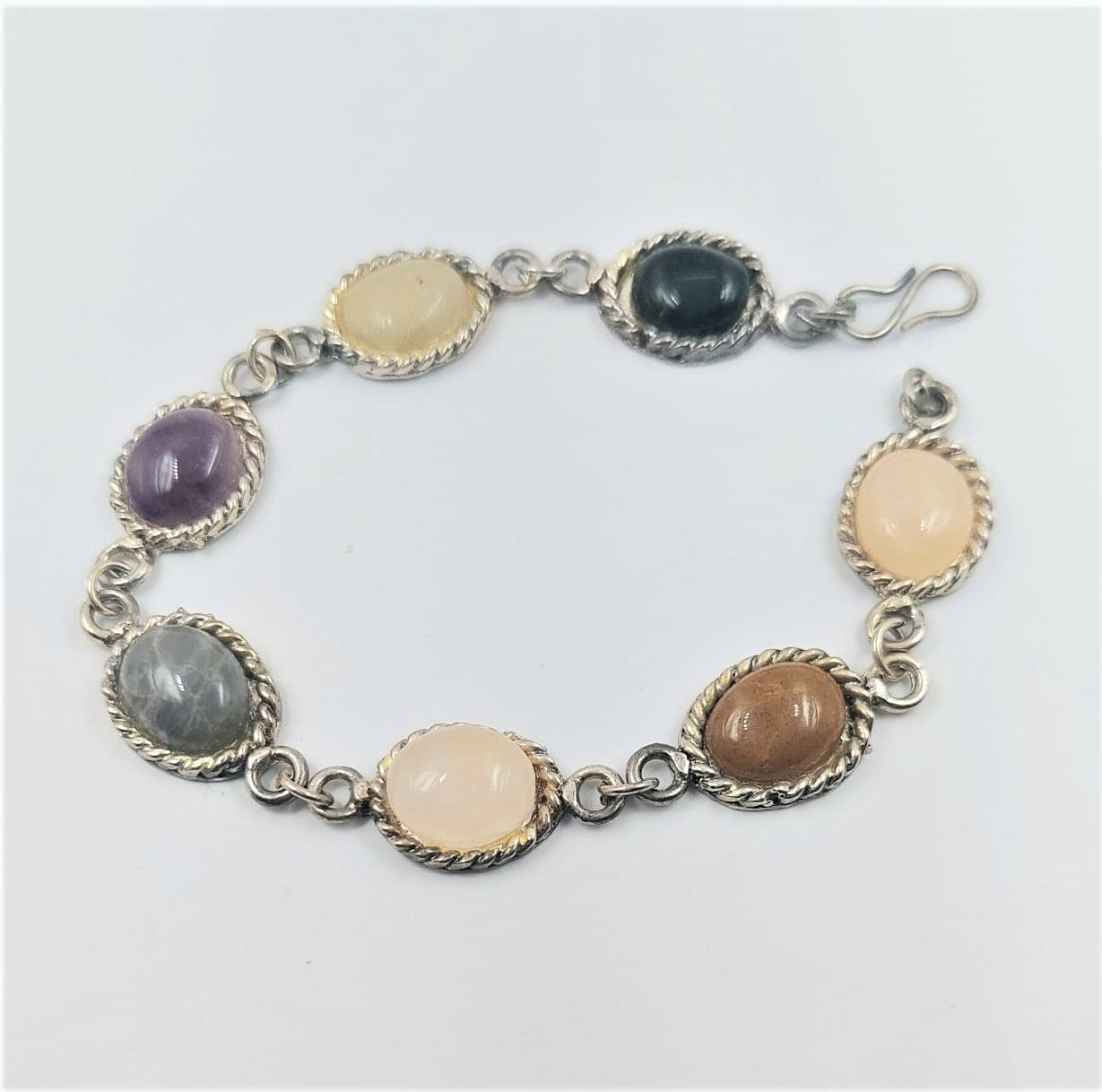 MULTI -GEMSTONE BRACELET