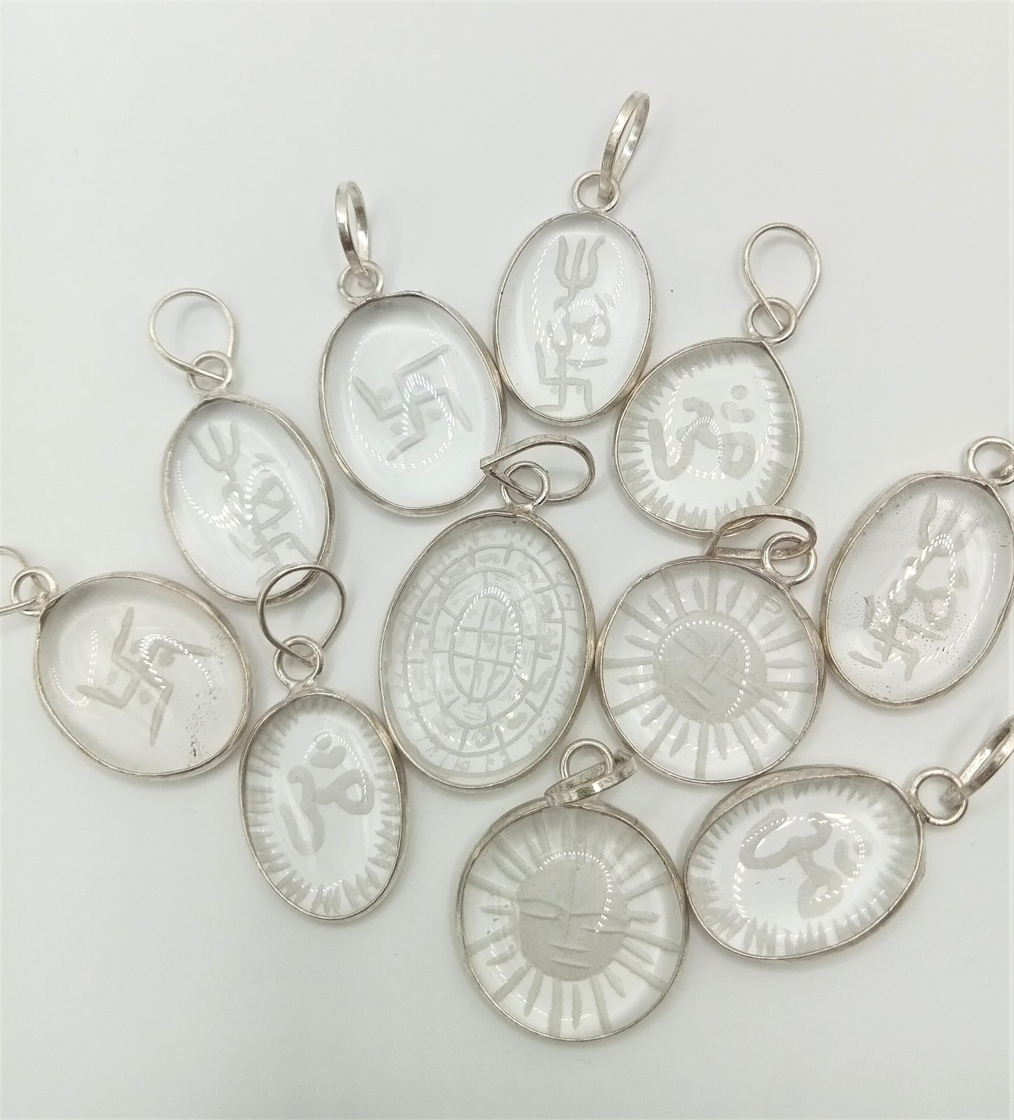 ROCK CRYSTAL ENGRAVED PENDANT