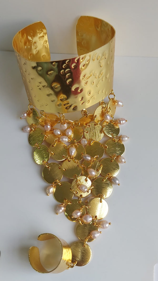 PEARL COIN BRACELET