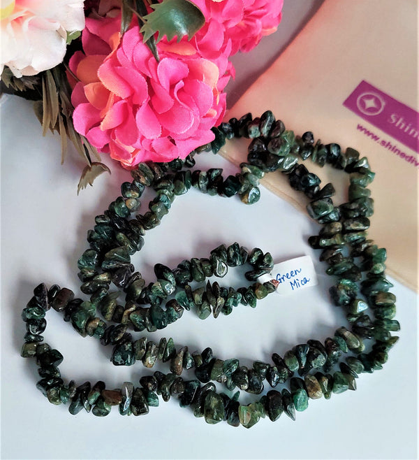GREEN MICAUNCUT MALA
